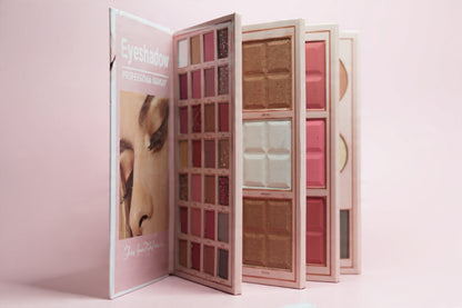 Mocallure 47 colour 4 pages makeup book palette